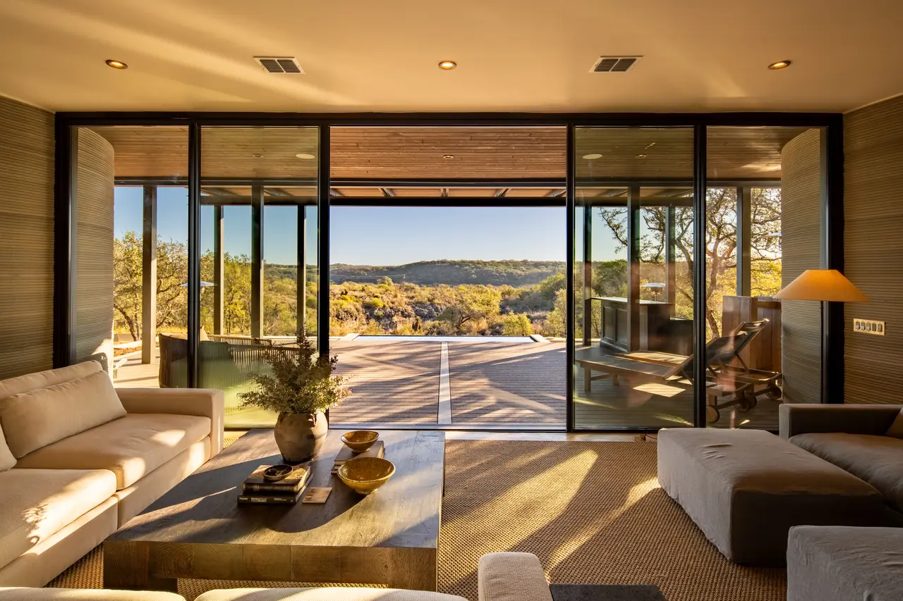 Aura at The Canyon Club