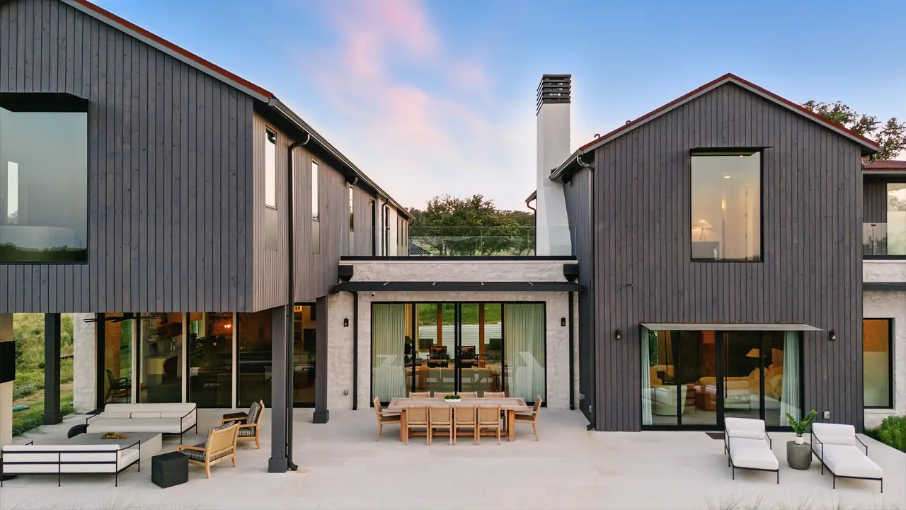 Back terraces with outdoor dining and lounge chairs